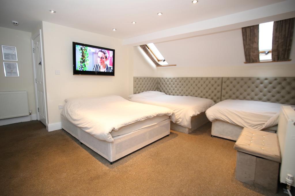 Soccer Suite Ліверпуль Номер фото